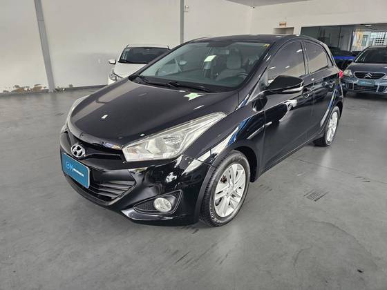 HYUNDAI HB20 1.6 PREMIUM 16V FLEX 4P MANUAL HYUNDAI HB20 1.6 PREMIUM 16V FLEX 4P MANUAL